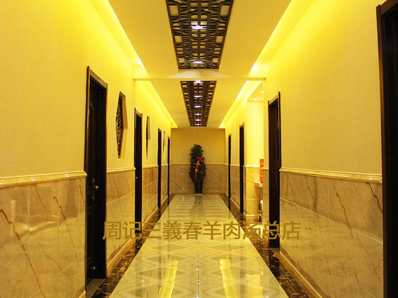 2層走廊